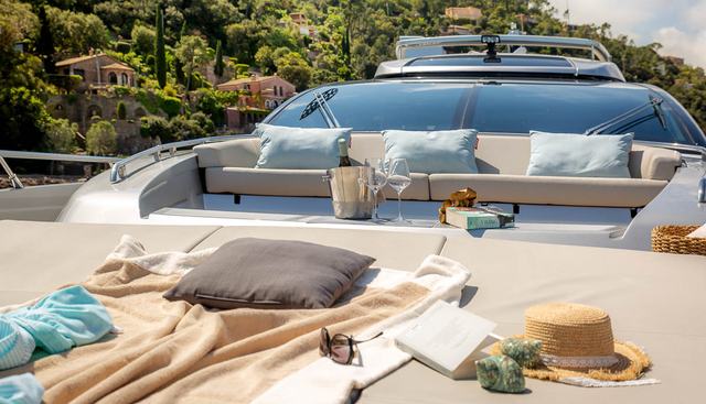 SOUL yacht charter 5