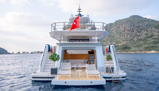 DULCE DE LECHE yacht charter 5