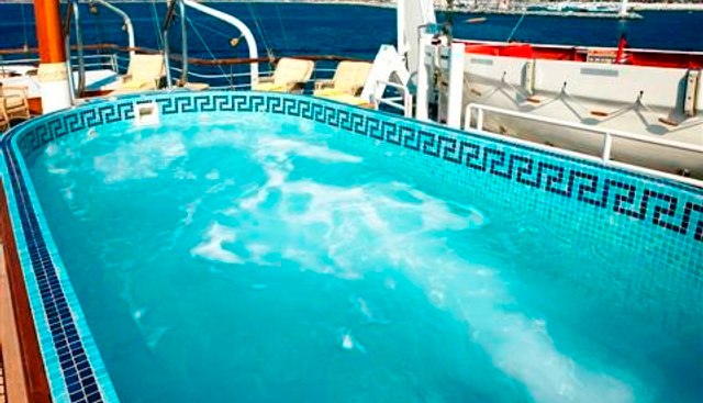 SS DELPHINE yacht charter 3