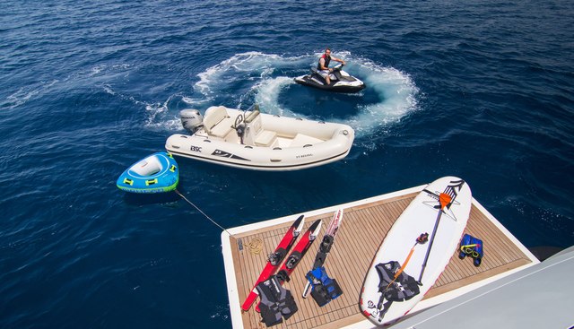 PASTA FLORA yacht charter 5