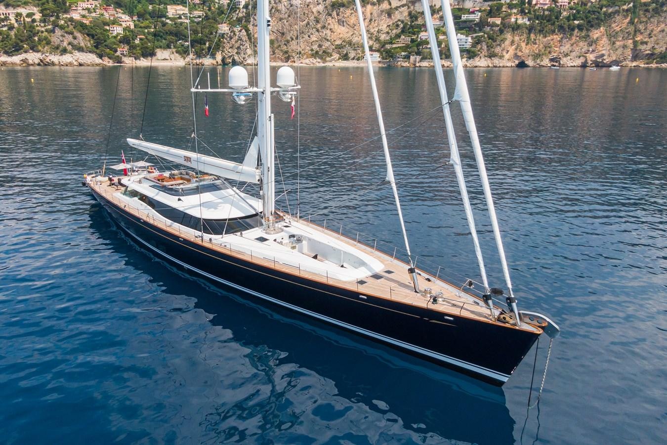 FAVOURITE CHILD YACHT CHARTER yacht charter