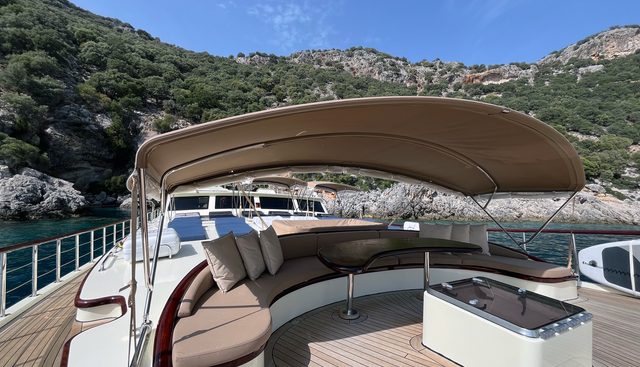 ALWAYS SMILE yacht charter 2