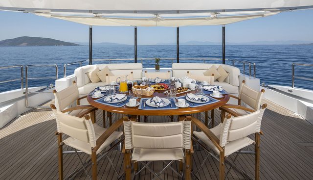L'EQUINOX yacht charter 5
