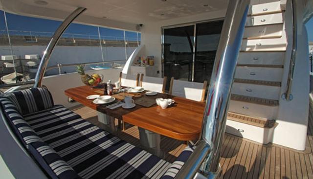 MIDAS TOUCH yacht charter 3
