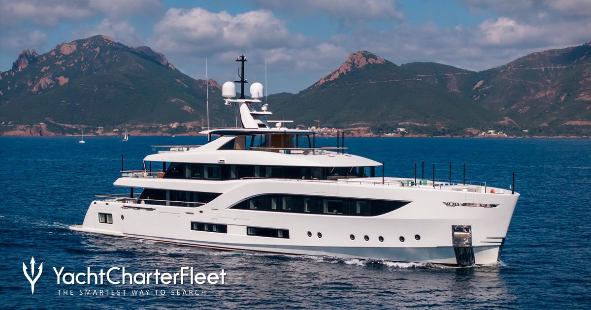 C yacht charter 2