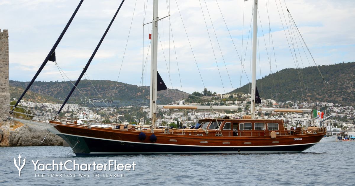 MAR & MAR yacht charter 2