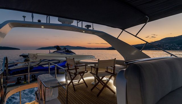 HAPPY 3 yacht charter 3