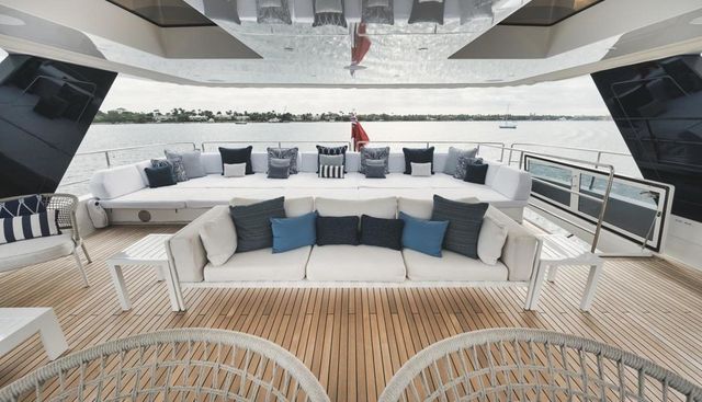 NJOY yacht charter 3