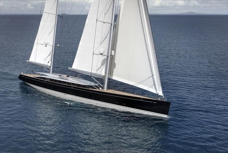 VERTIGO yacht charter 2