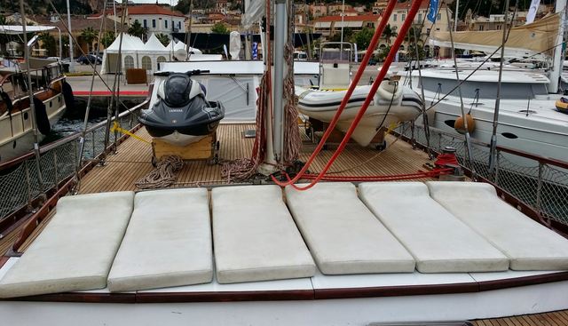 TROIA yacht charter 5