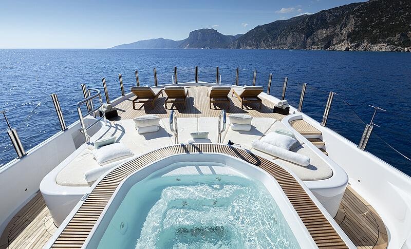 GALENE yacht charter 5