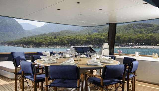 BOTIGUER yacht charter 4